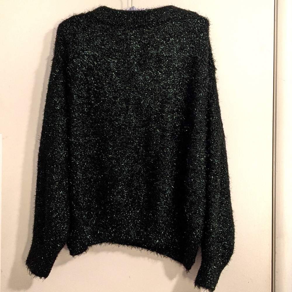 H&M Metallised Sweater- Black w/ Green Size L